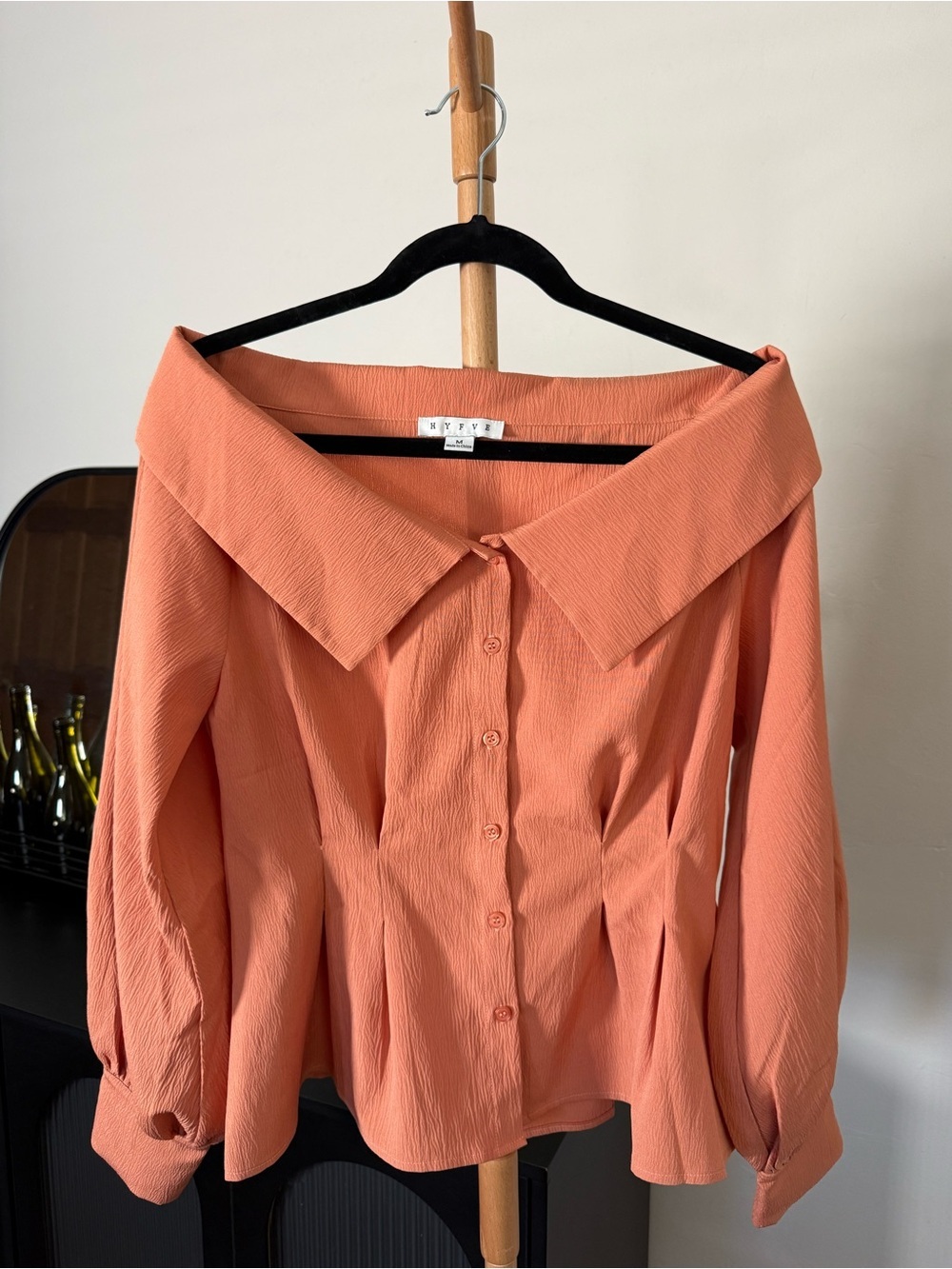 HYFVE Off The Shoulder Bishop Long Sleeve Coral Blouse Women’s Size M NWOT
